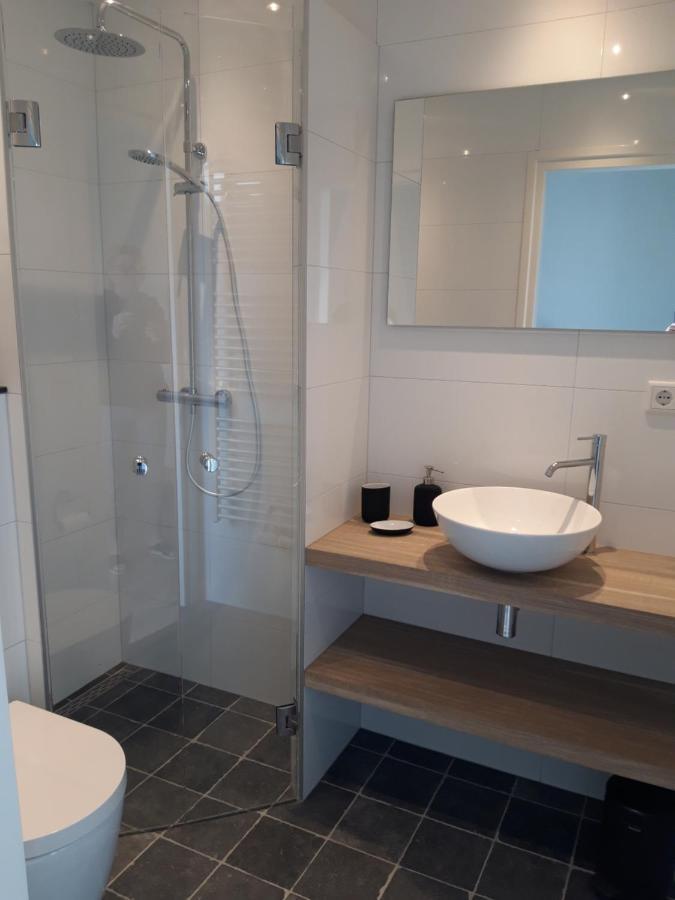 Vakantiewoning 100M Van Het Strand Met 1 Slaapkamer Westkapelle Eksteriør billede